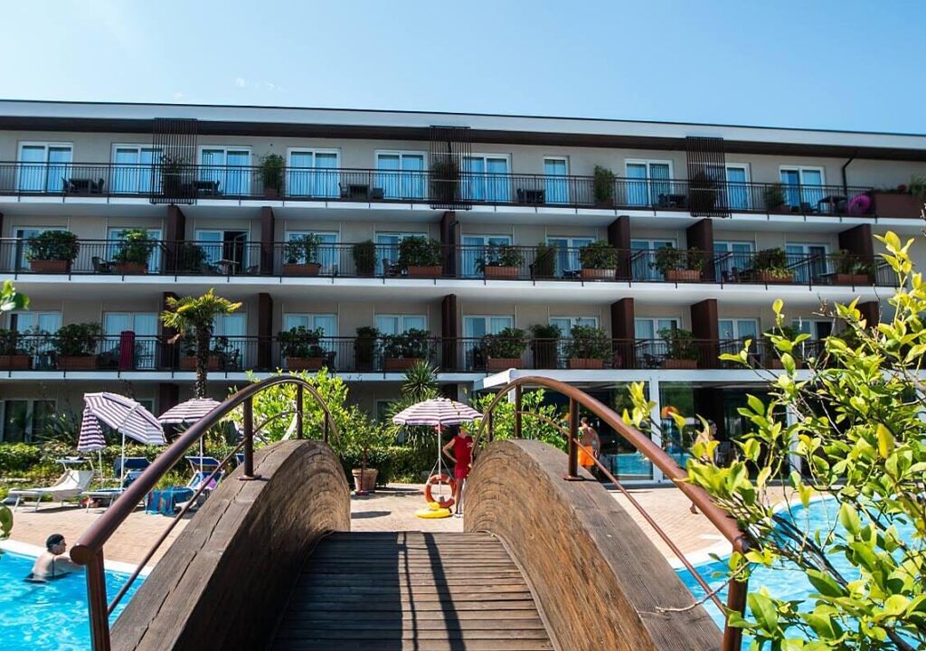 Hotel Bella, Italy