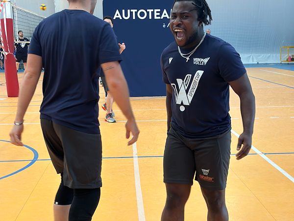 Insieme, dentro e fuori dal campo: Dabster alla Sponsor Cup di Verona Volley.
